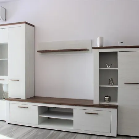Iulius Town Apartment *
