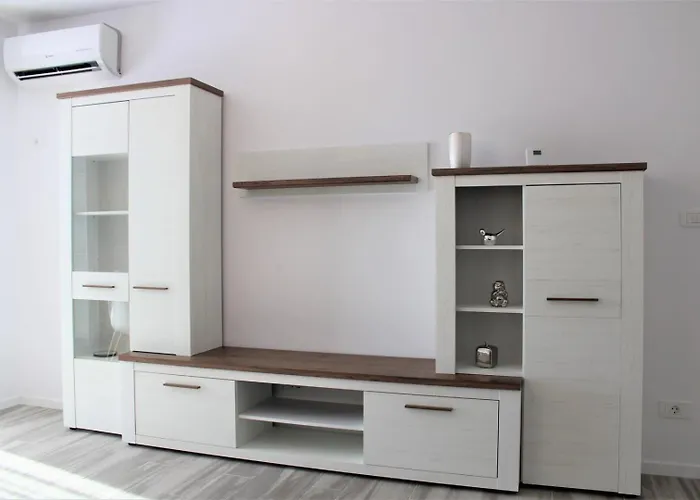 Iulius Town Apartment *